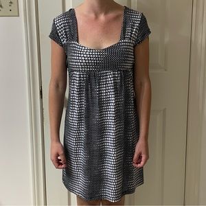 🌷3 for$25🌷Suzy Shier, US XS, White & Black Geometric Pattern Cap Sleeved Dress